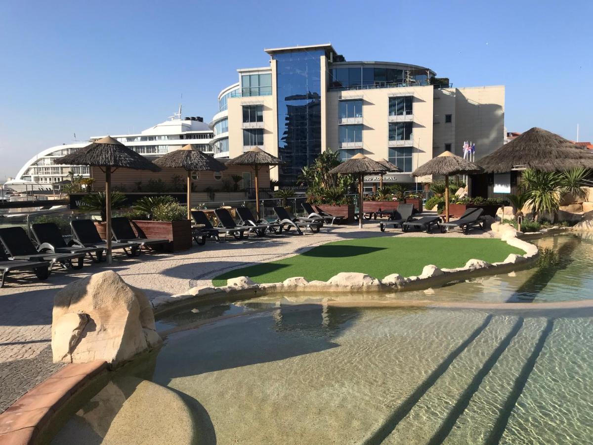 Swimming Pools Apartment In Ocean Village - 2 Bed 2 Bath Rock View ジブラルタル エクステリア 写真