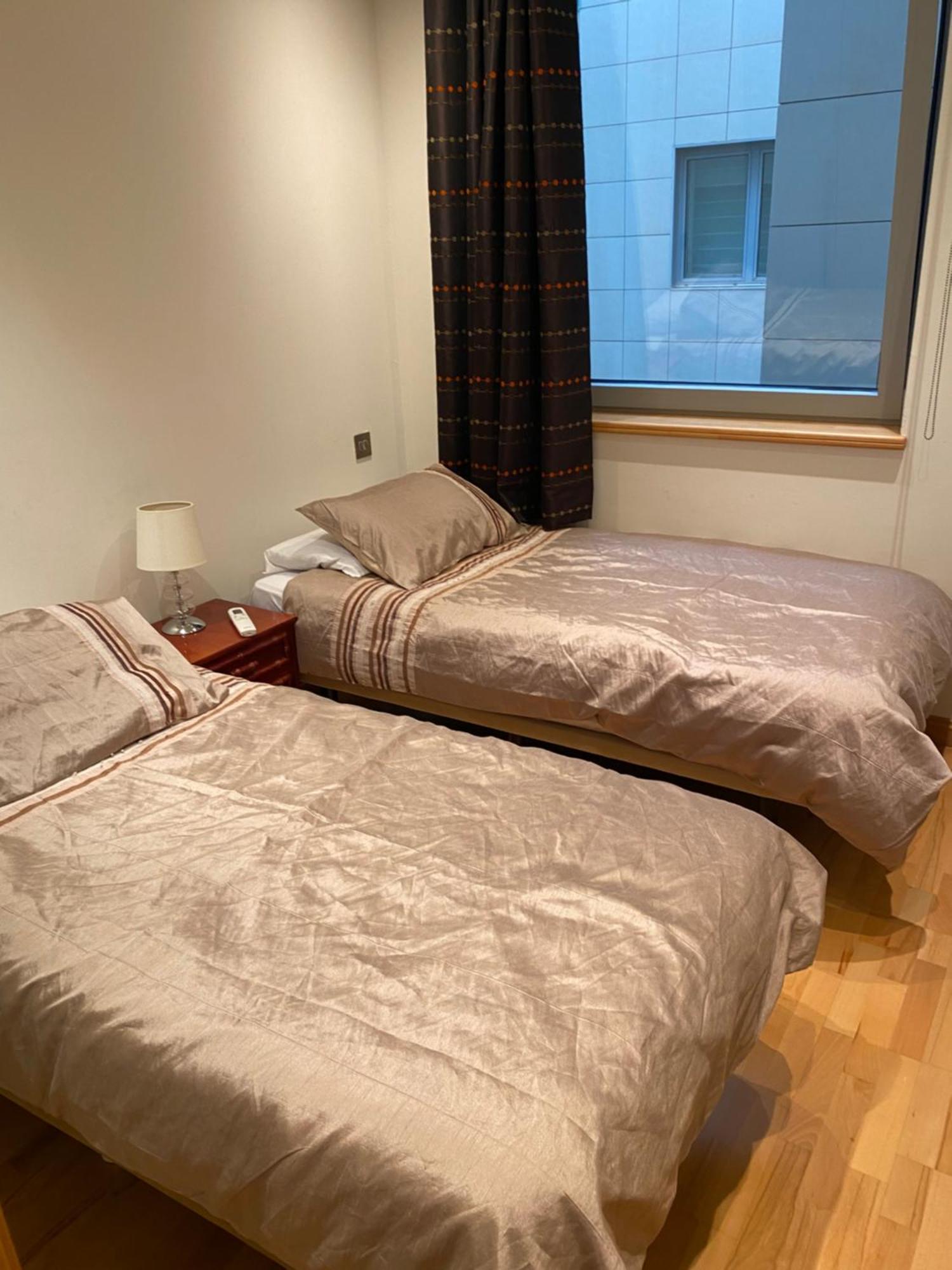 Swimming Pools Apartment In Ocean Village - 2 Bed 2 Bath Rock View ジブラルタル エクステリア 写真
